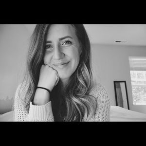 Meet your Posher, Sabrina